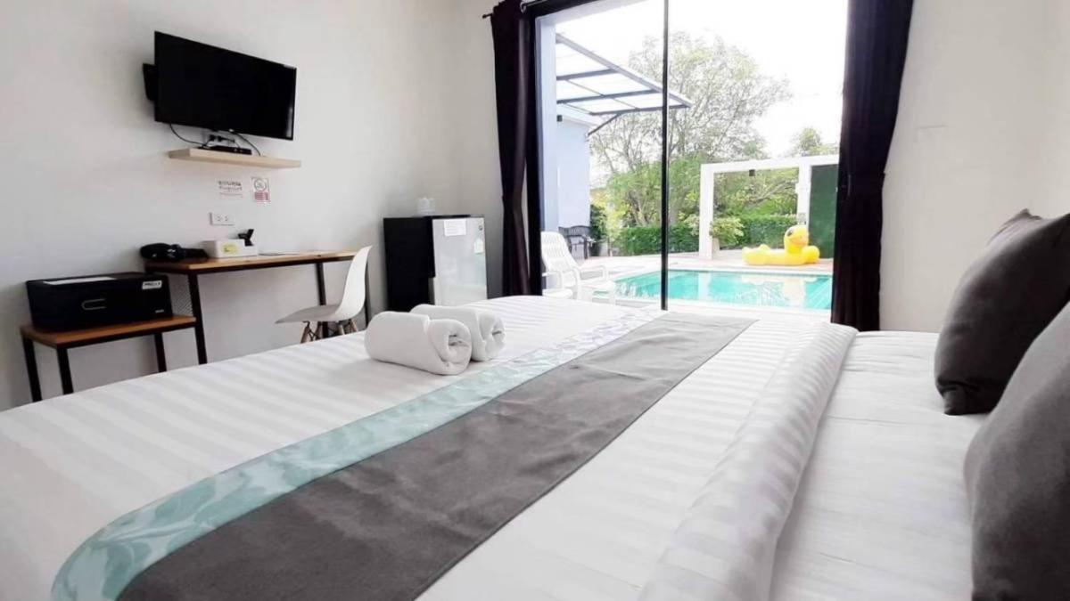 The Phu Resort Pran Buri Esterno foto