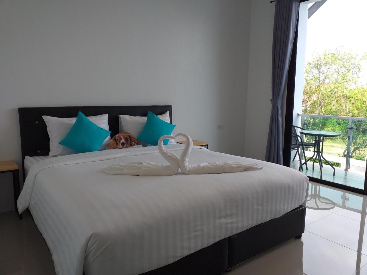 The Phu Resort Pran Buri Esterno foto